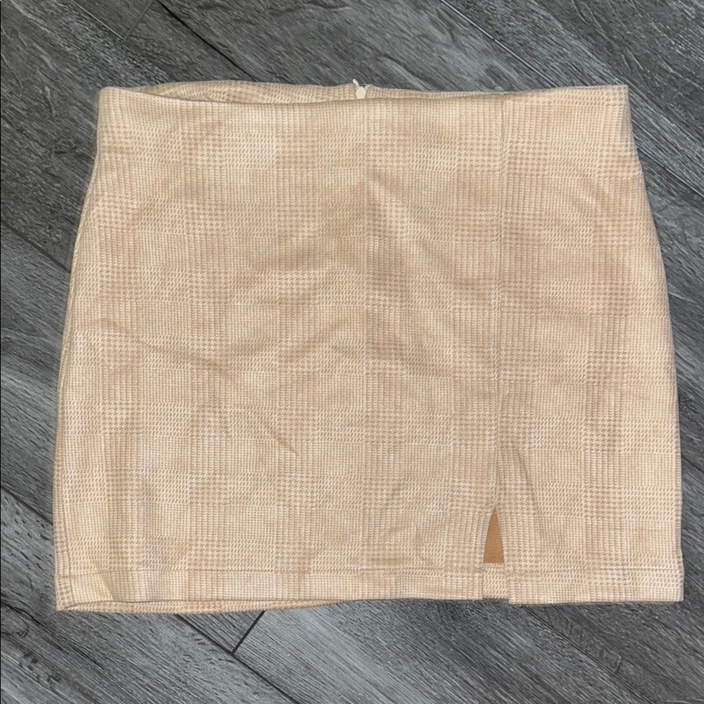 🎄Beige Women's Skirt